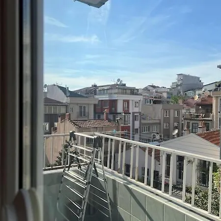 Apartament Spacious 2br Near Taksim