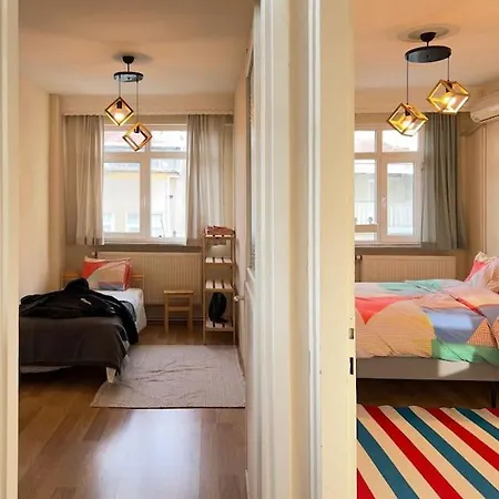 Spacious 2br Near Taksim 아파트